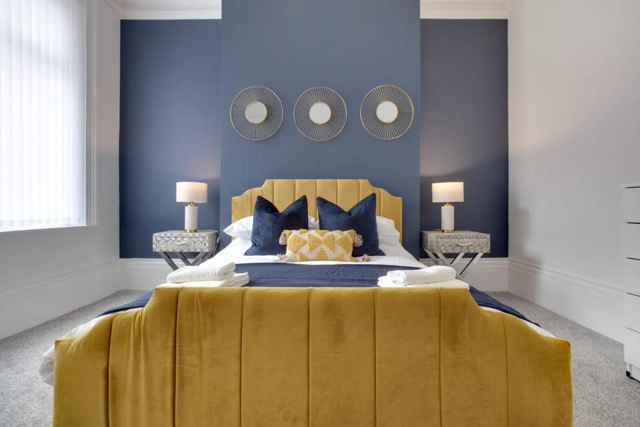 Stunning 4-Bedroom, 2 Bathrooms In Sunderland Sunderland  Luaran gambar